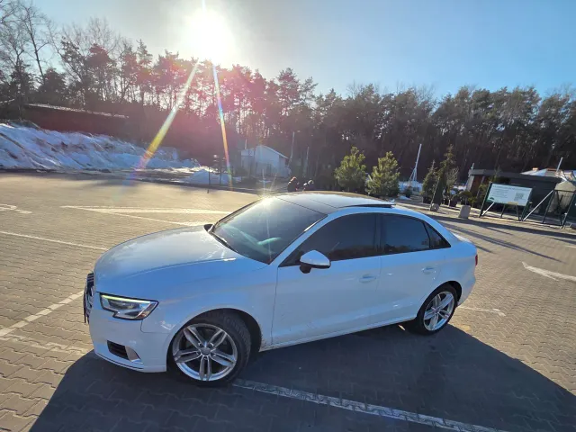 Audi A3 - фото 3
