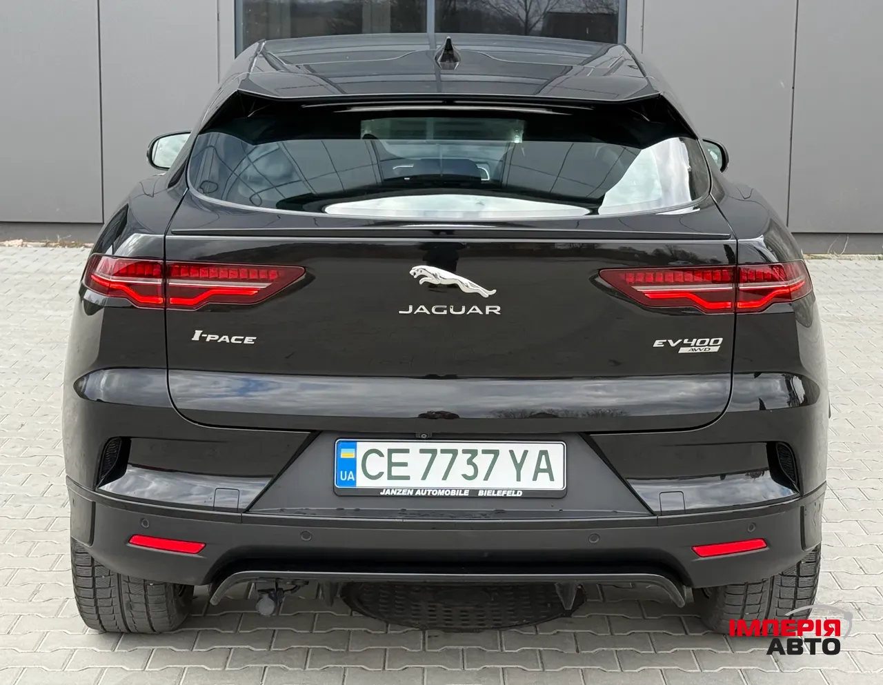 Jaguar I-Pace - фото 6