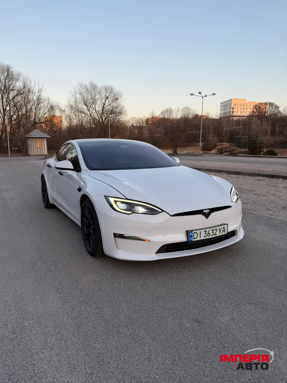 Tesla Model S - фото 2
