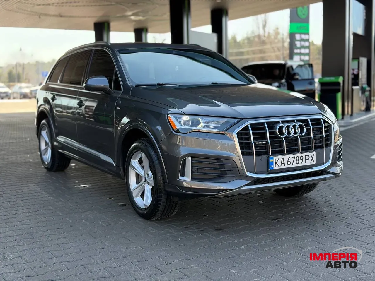 Audi Q7 - фото 7