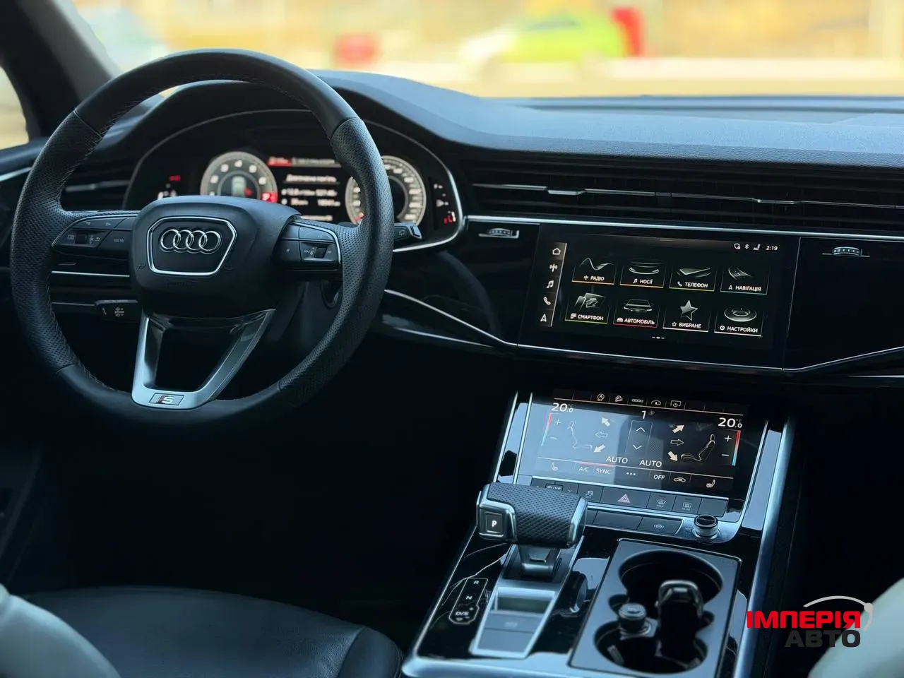 Audi Q7 - фото 30