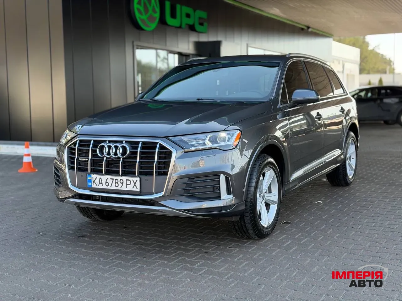 Audi Q7 - фото 6