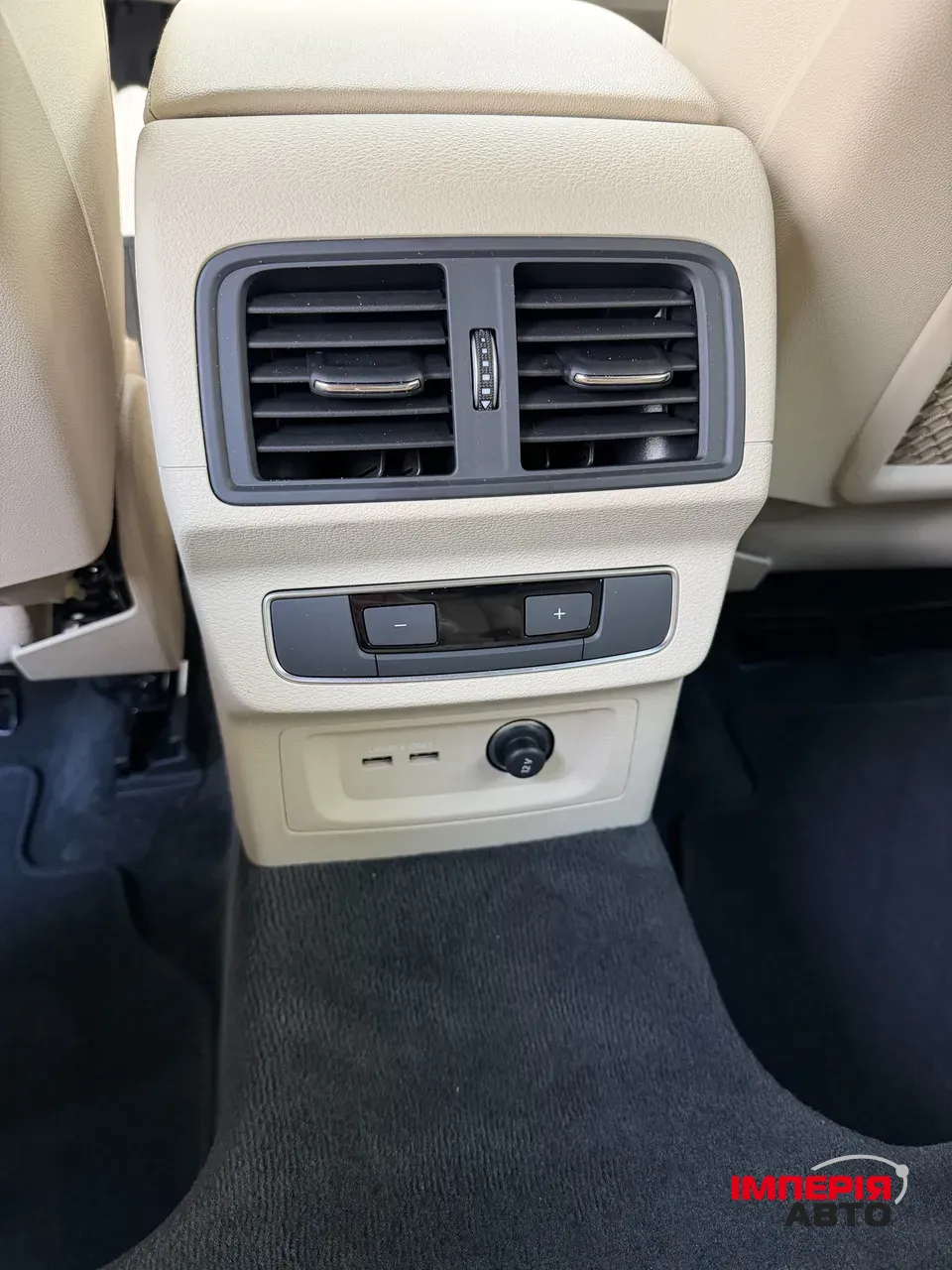 Audi Q5 - фото 34