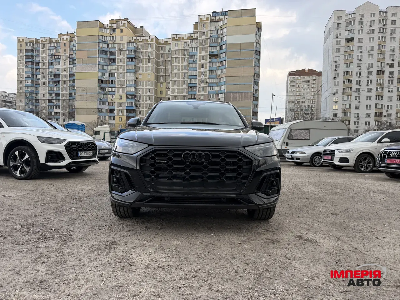 Audi Q5 - фото 1