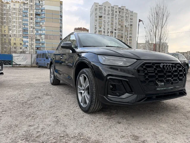 Audi Q5 - фото 2