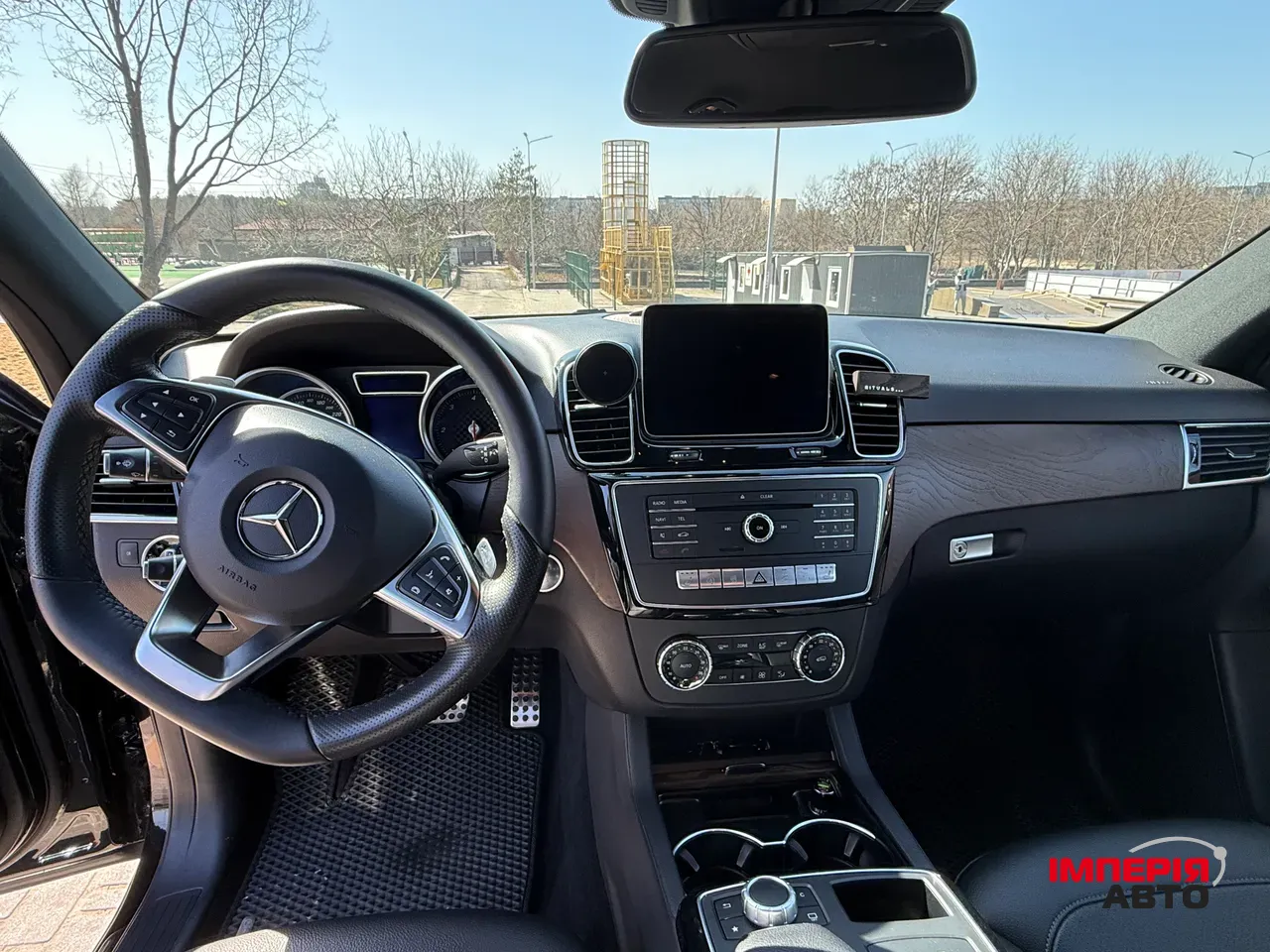 Mercedes-Benz GLE - фото 15