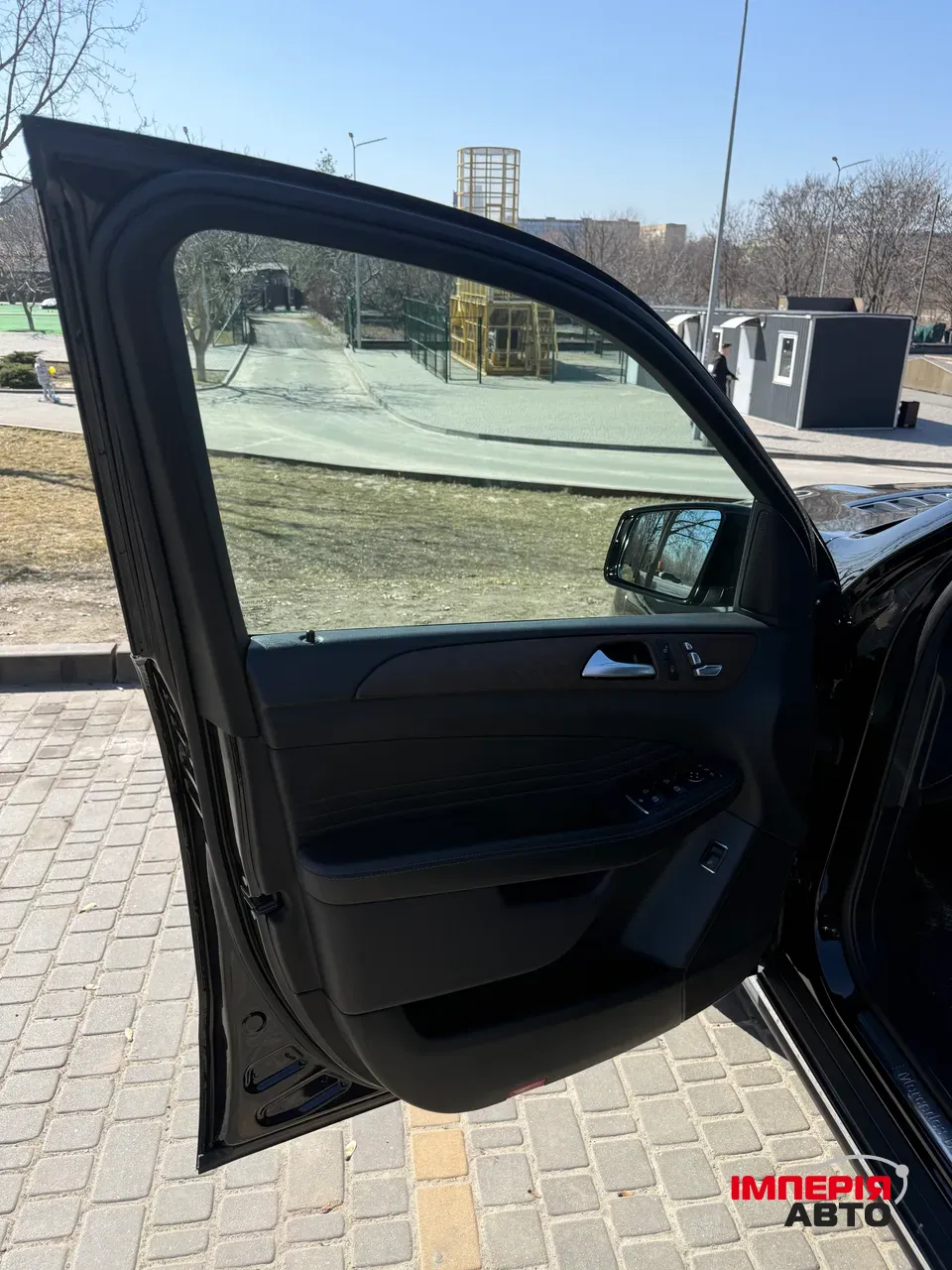 Mercedes-Benz GLE - фото 9