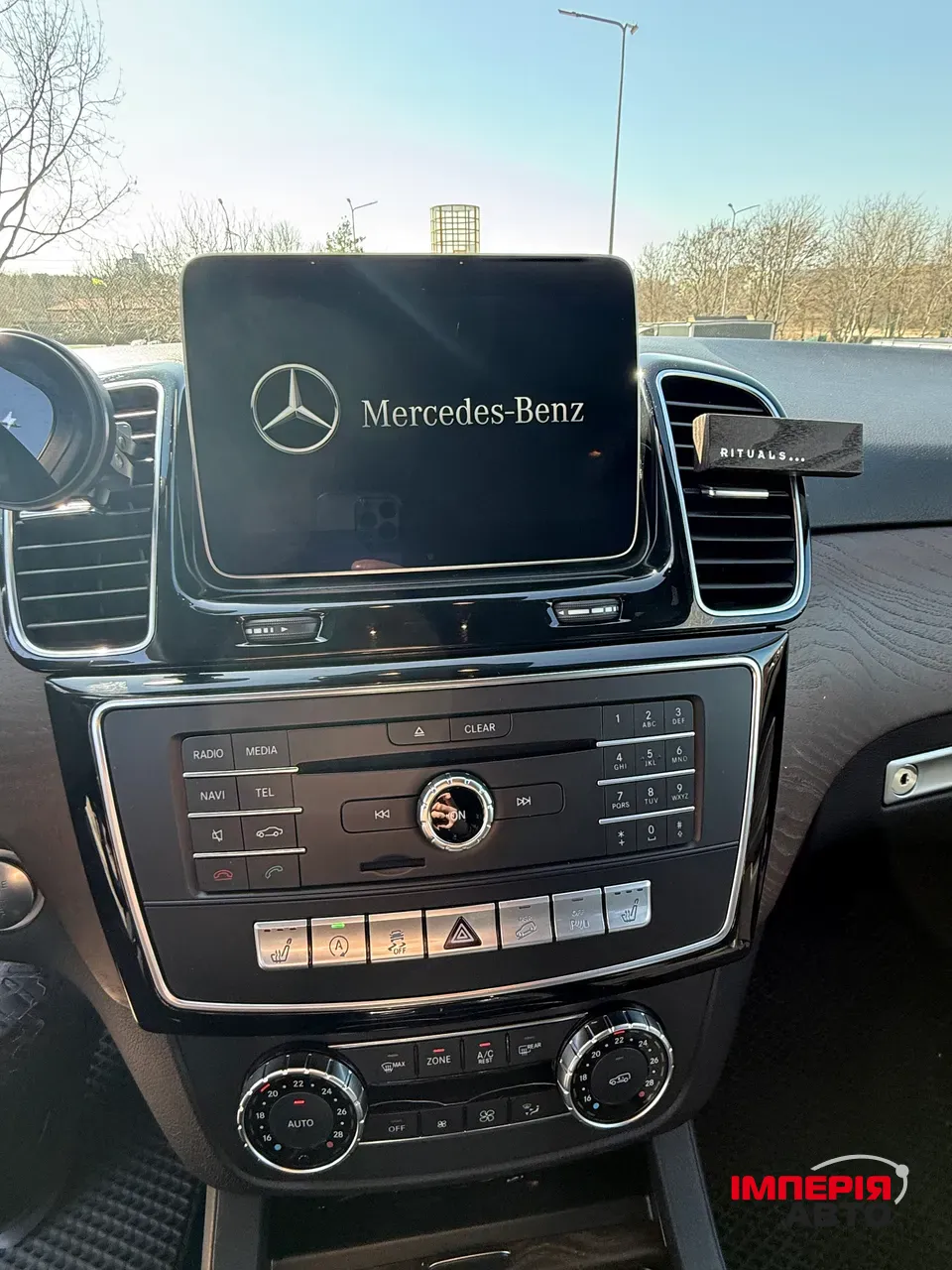 Mercedes-Benz GLE - фото 20