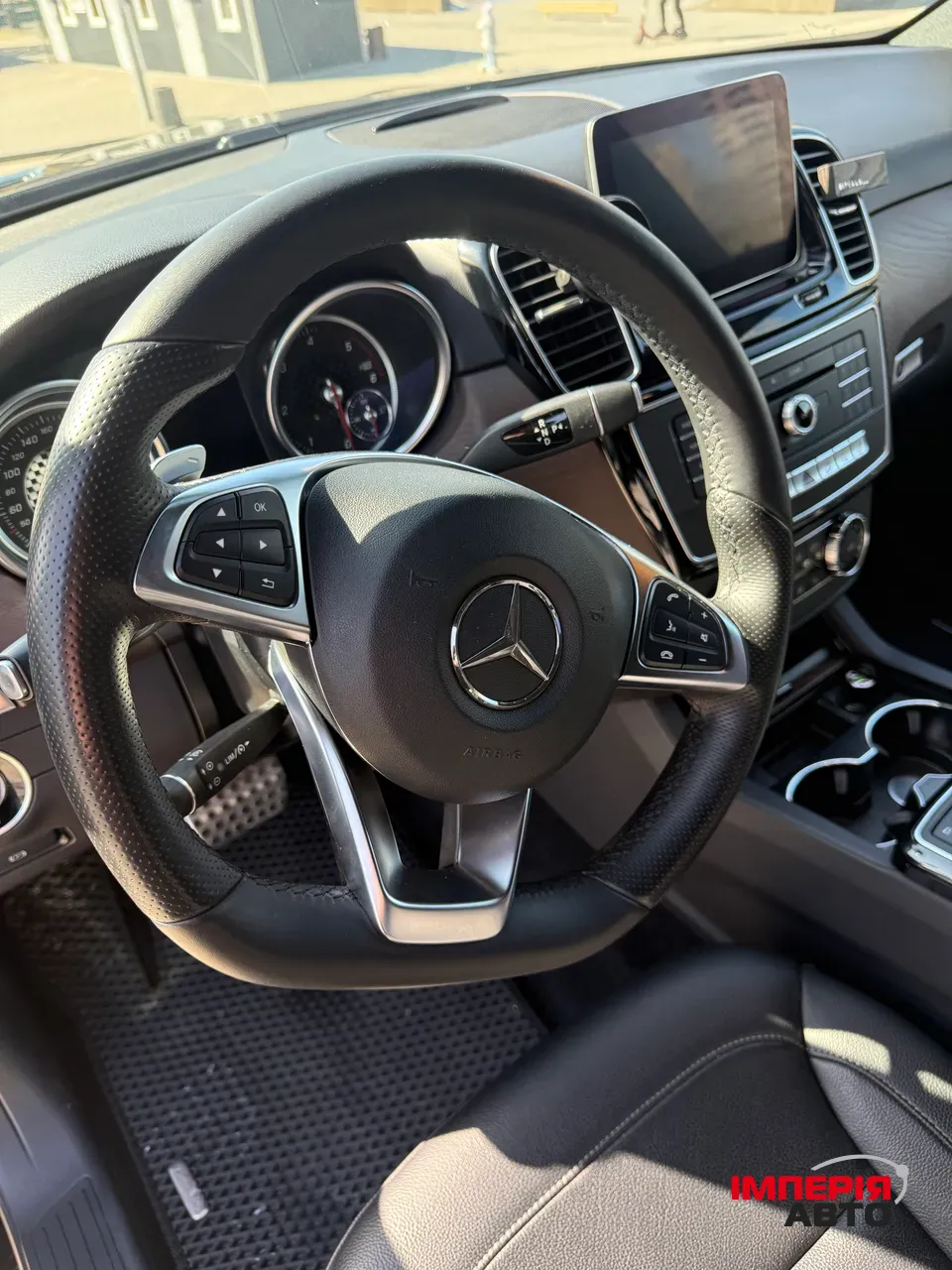 Mercedes-Benz GLE - фото 11