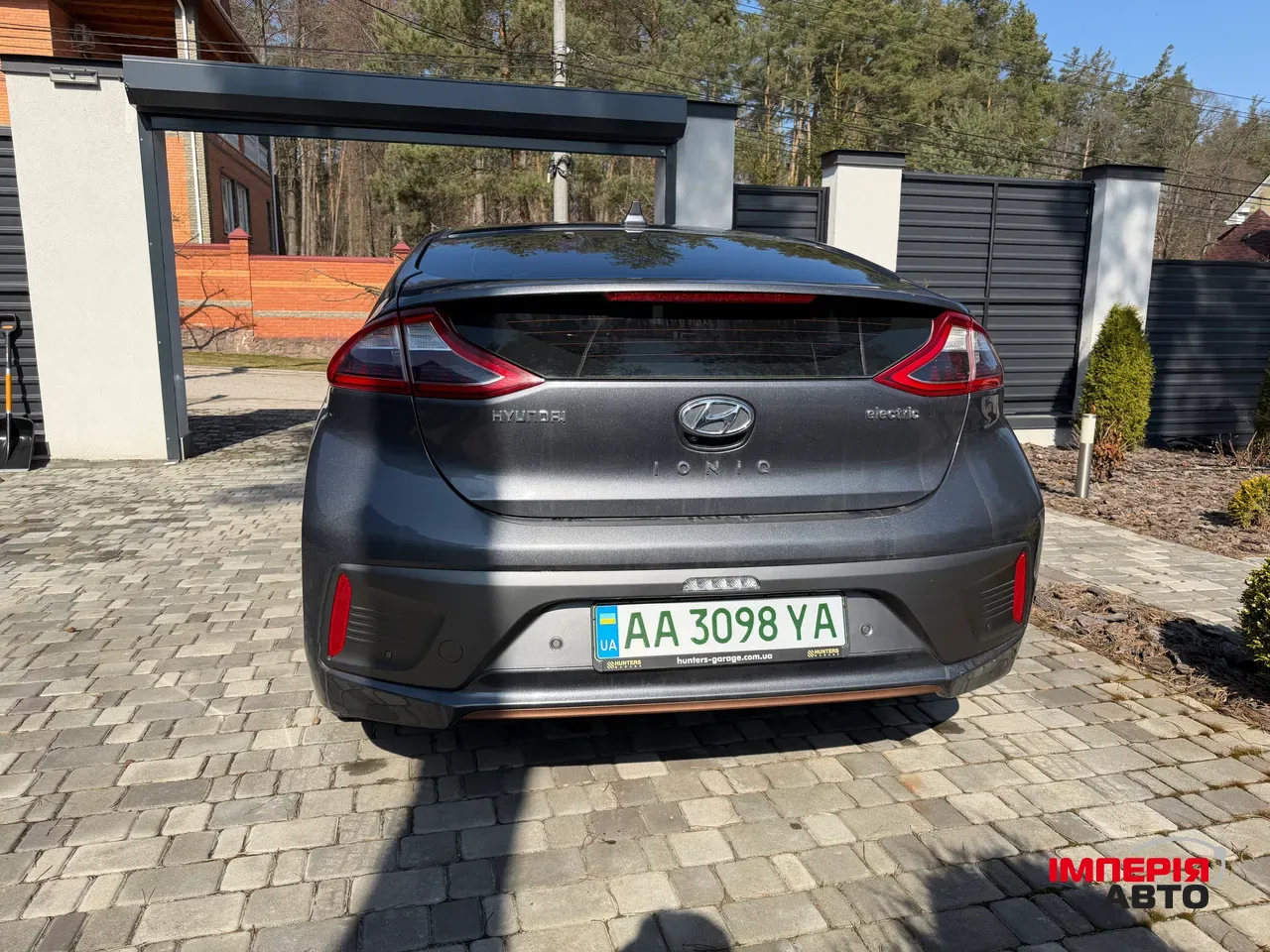 Hyundai IONIQ - фото 6