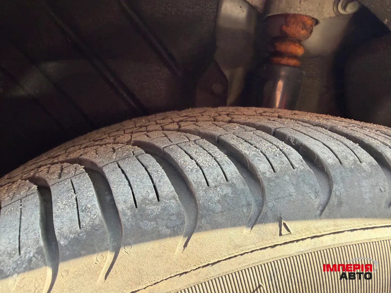 Hyundai IONIQ - фото 21