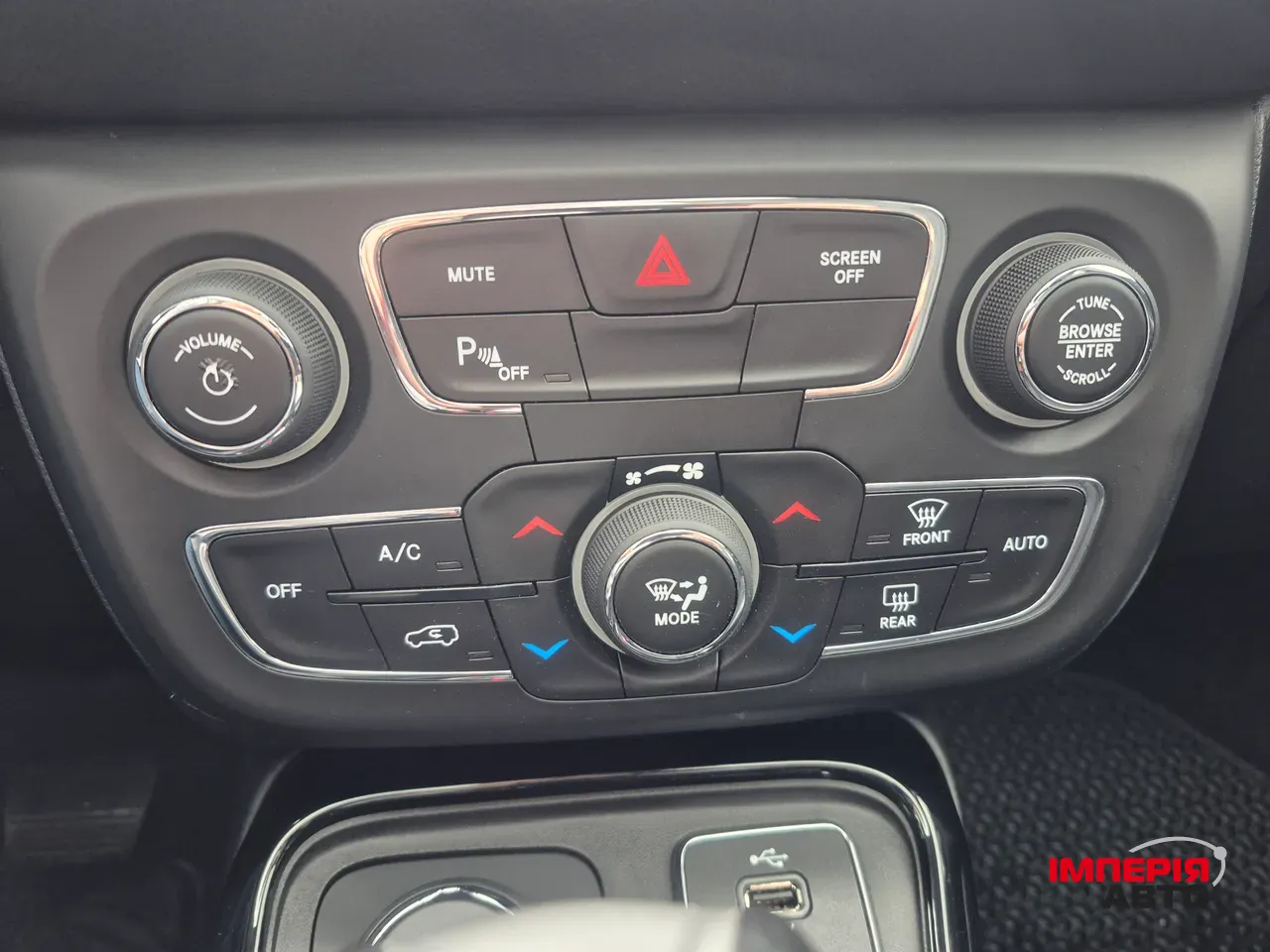 Jeep Compass - фото 19