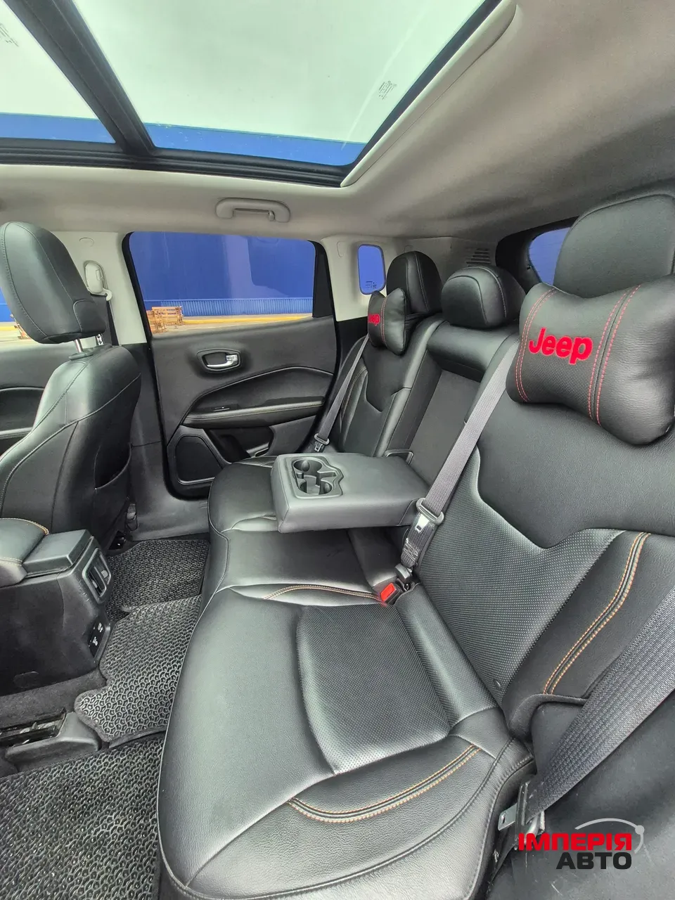 Jeep Compass - фото 9