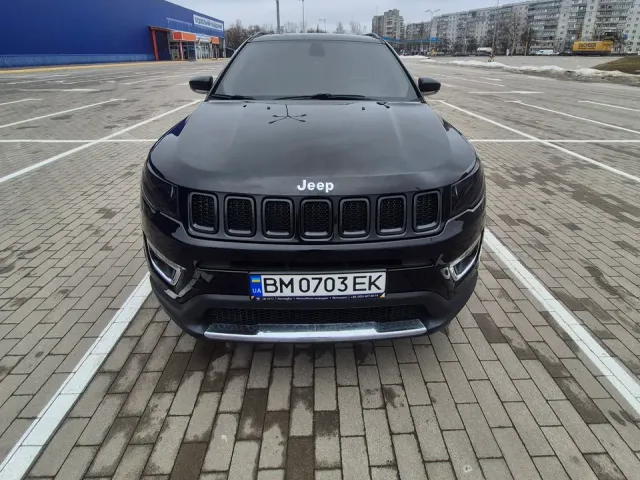 Jeep Compass - фото 1
