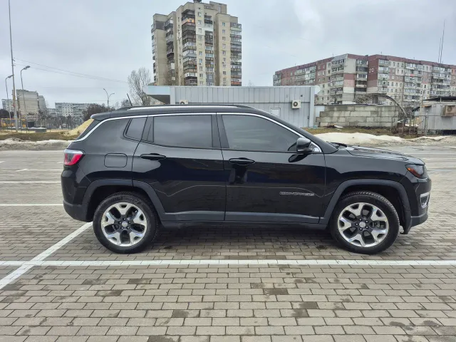 Jeep Compass - фото 5