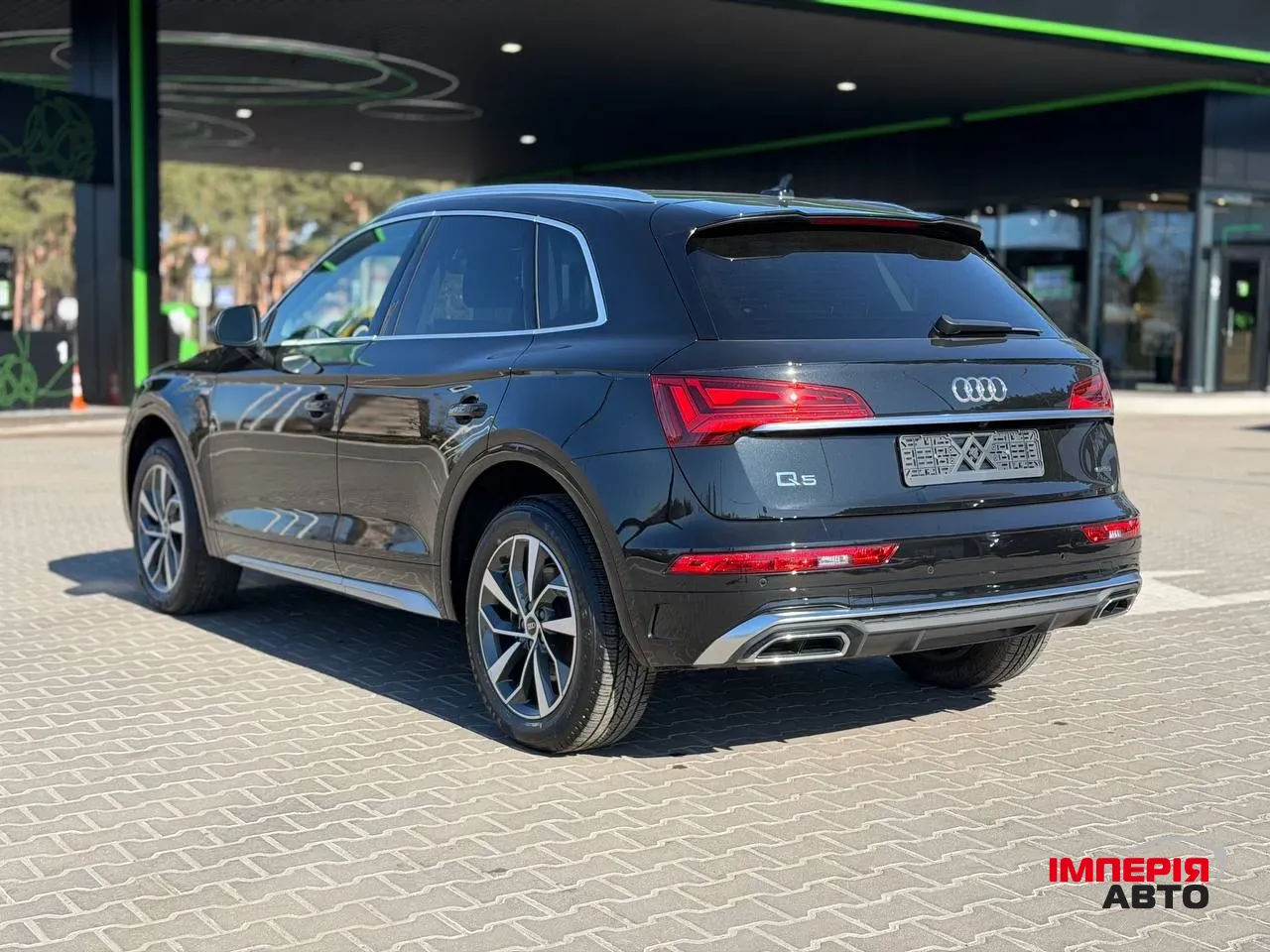 Audi Q5 - фото 16