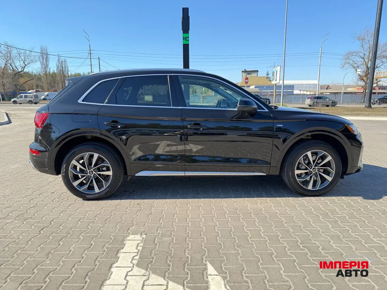 Audi Q5 - фото 11