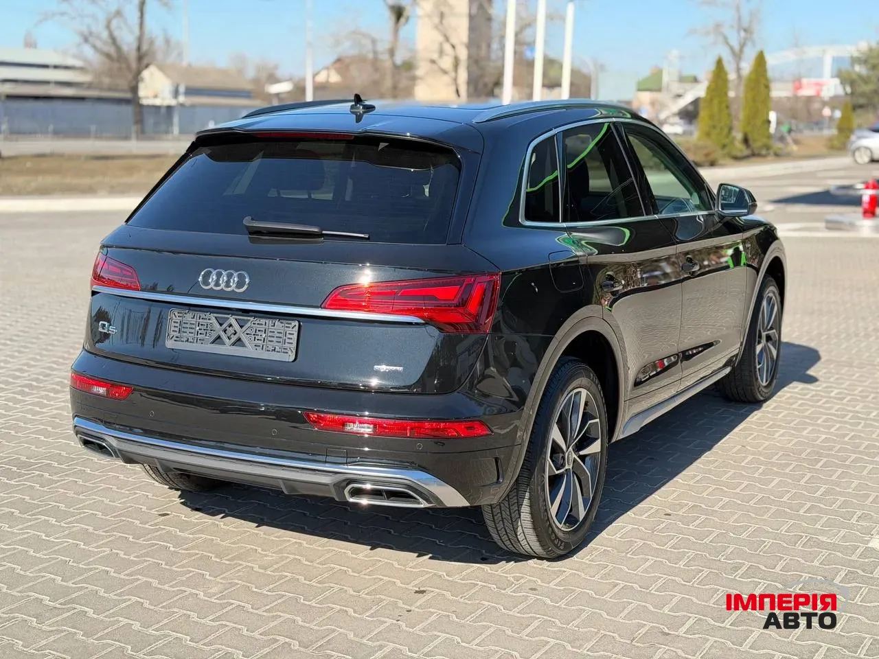 Audi Q5 - фото 9