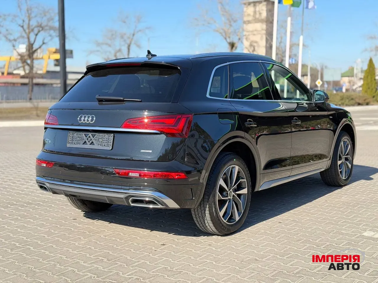Audi Q5 - фото 10