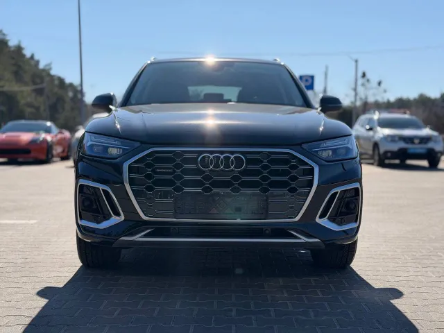 Audi Q5 - фото 3