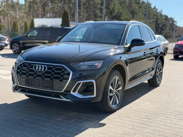 Audi Q5 - фото 1