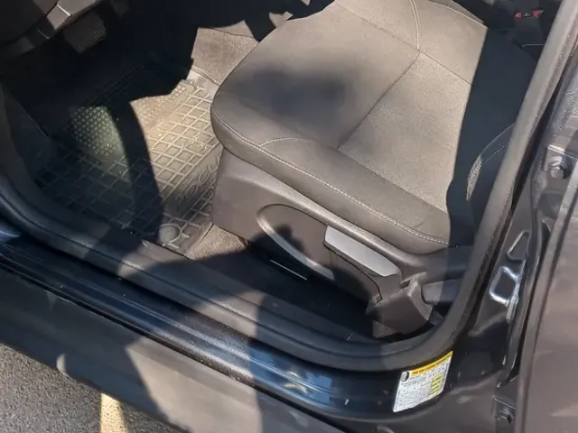 Ford Focus - фото 3