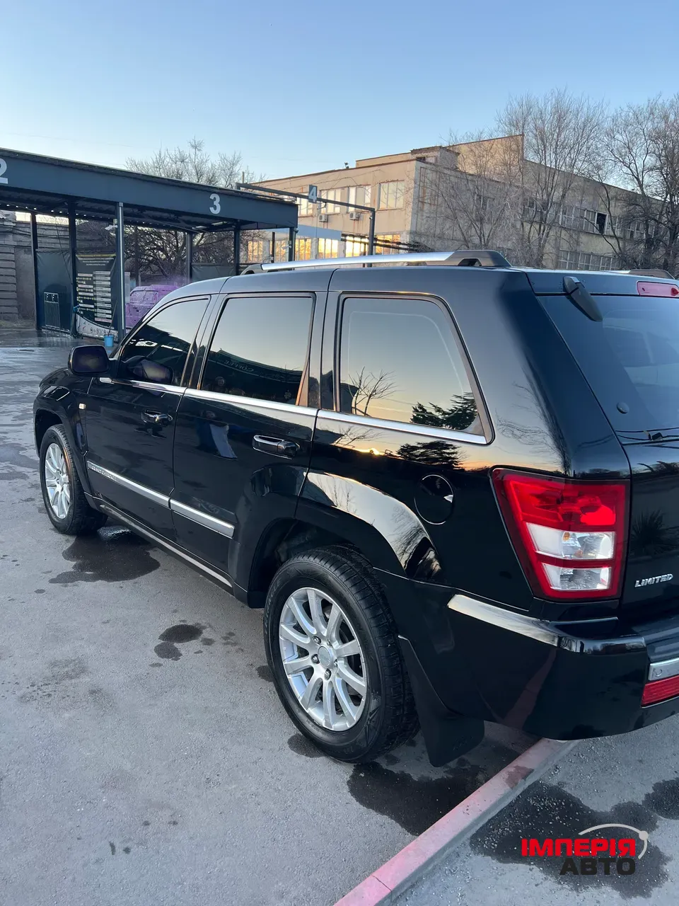 Jeep Grand Cherokee - фото 8