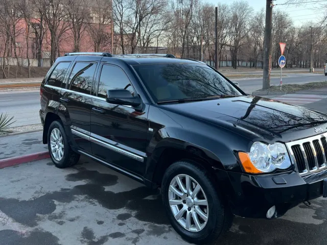 Jeep Grand Cherokee - фото 3