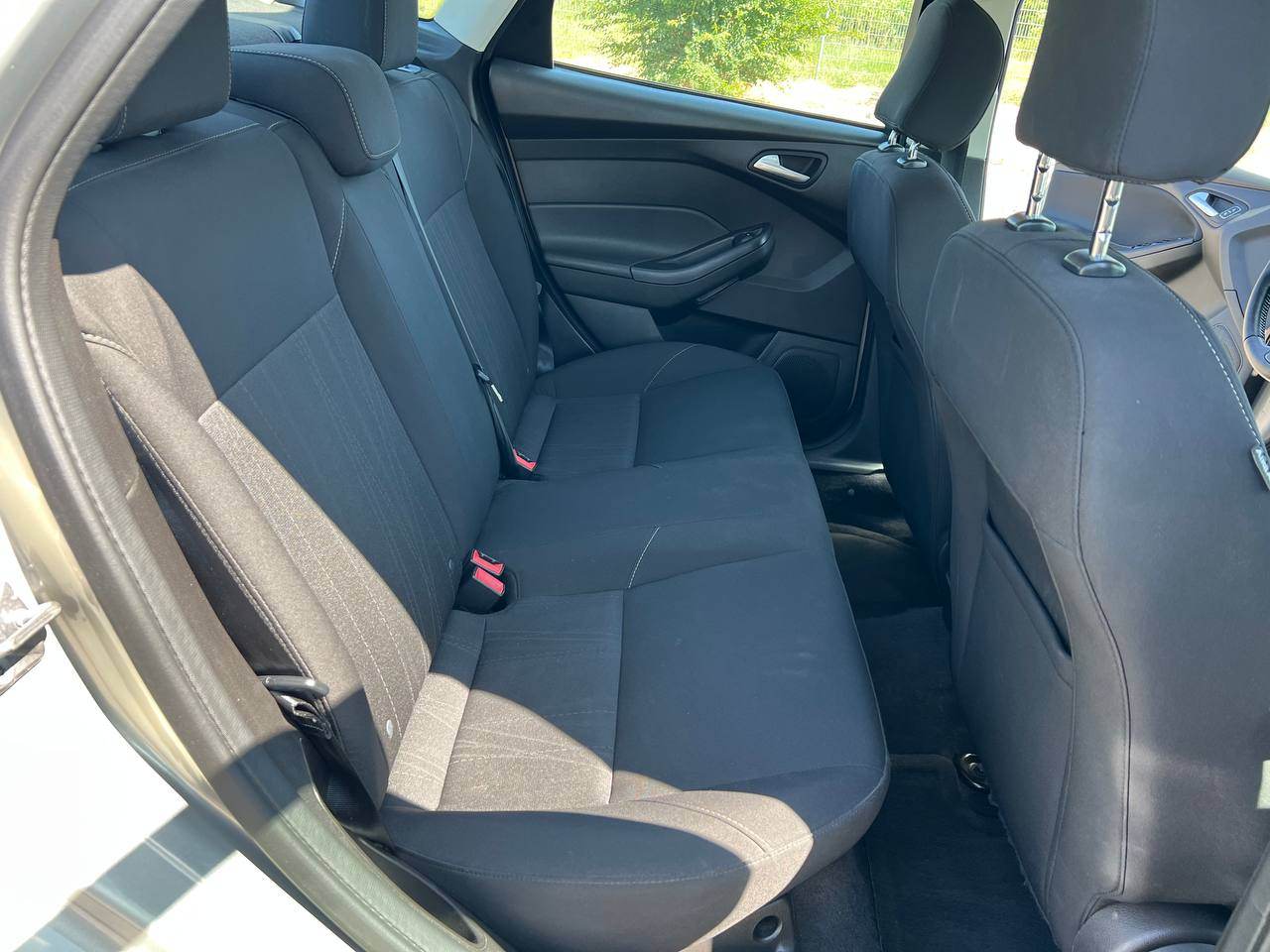 Ford Focus - фото 11