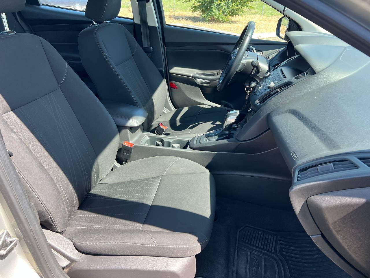 Ford Focus - фото 13