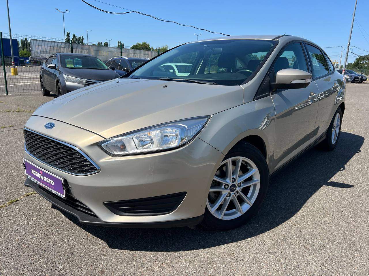 Ford Focus - фото 8