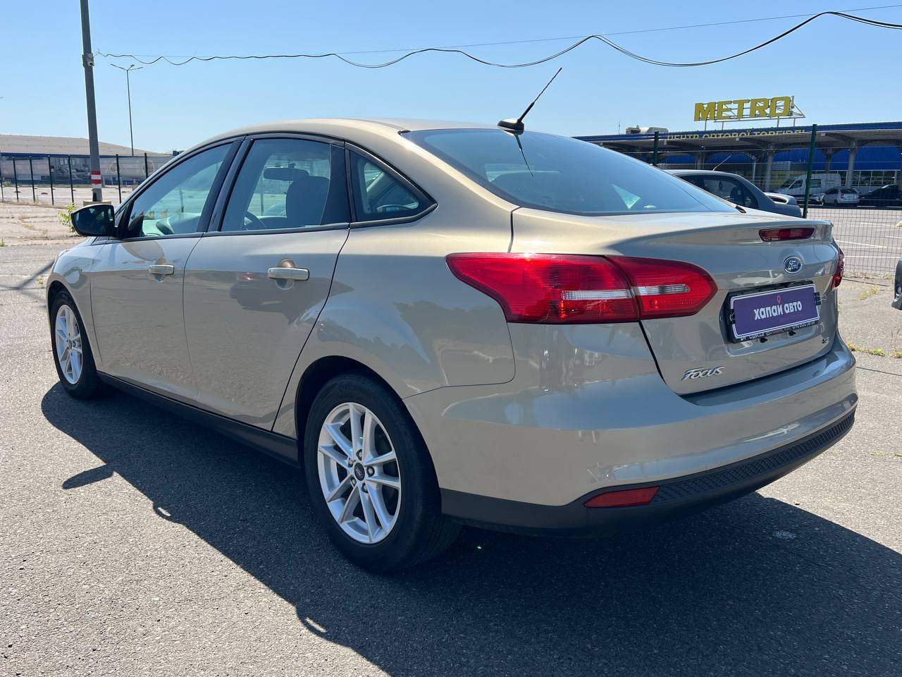 Ford Focus - фото 3