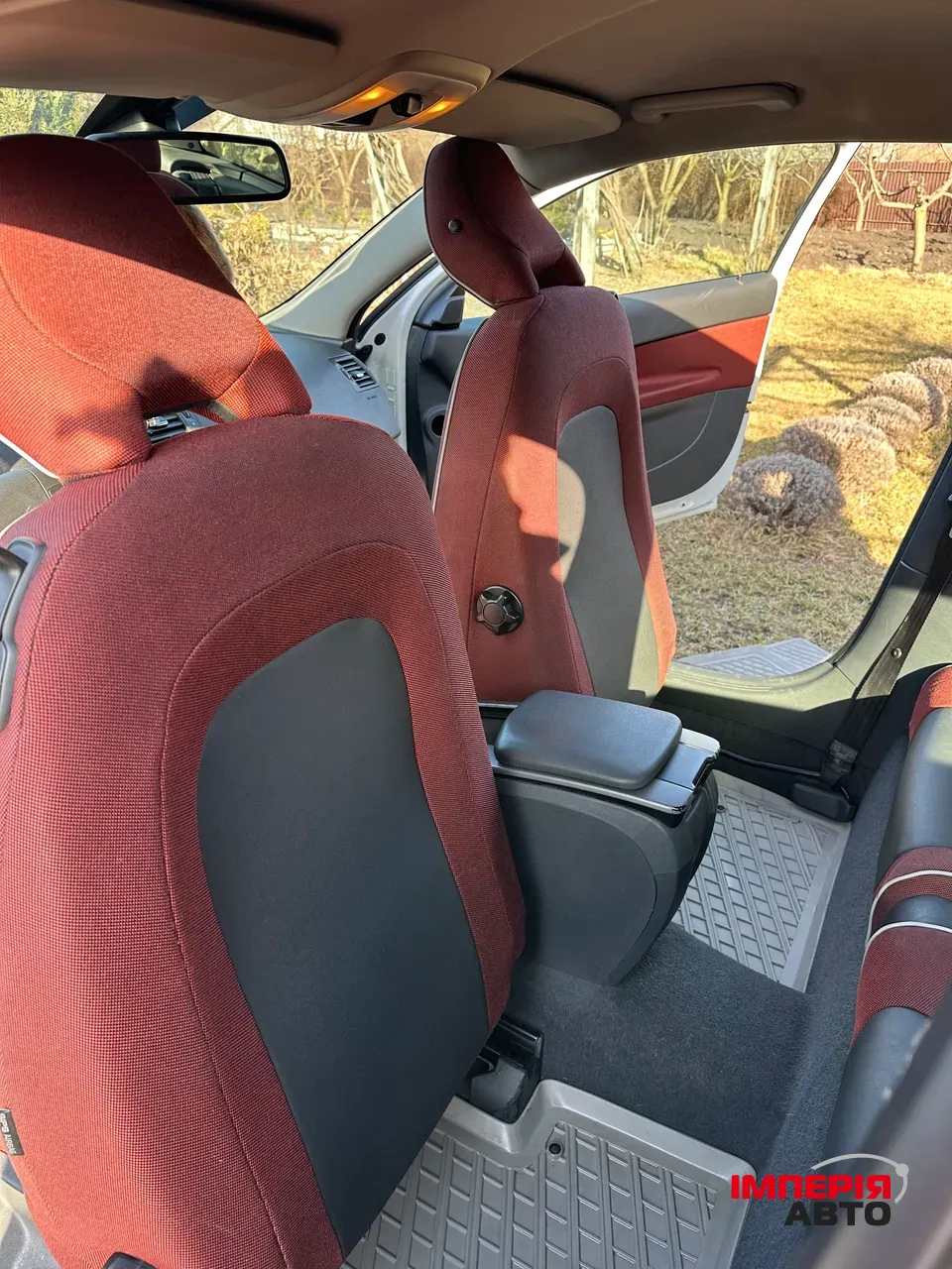 Volvo C30 - фото 15