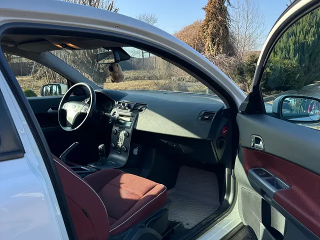 Volvo C30 - фото 5