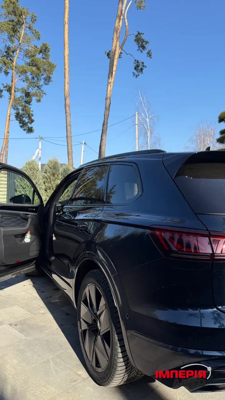 Volkswagen Touareg - фото 20
