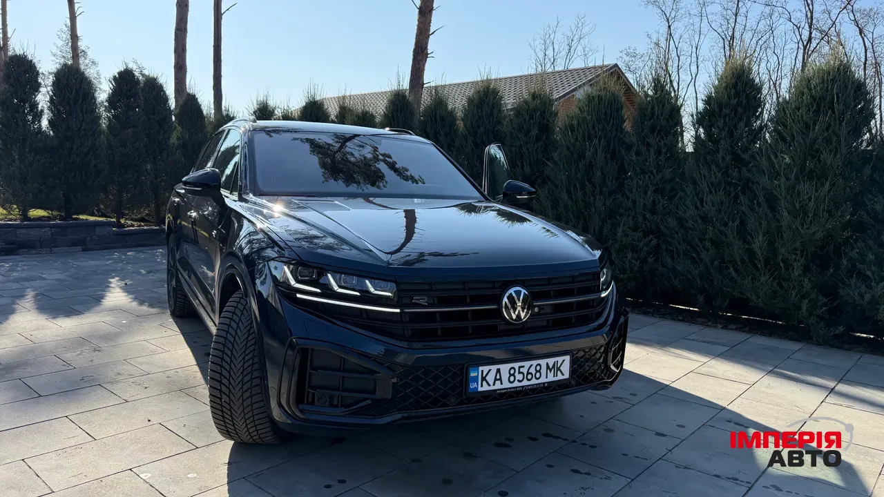 Volkswagen Touareg - фото 10
