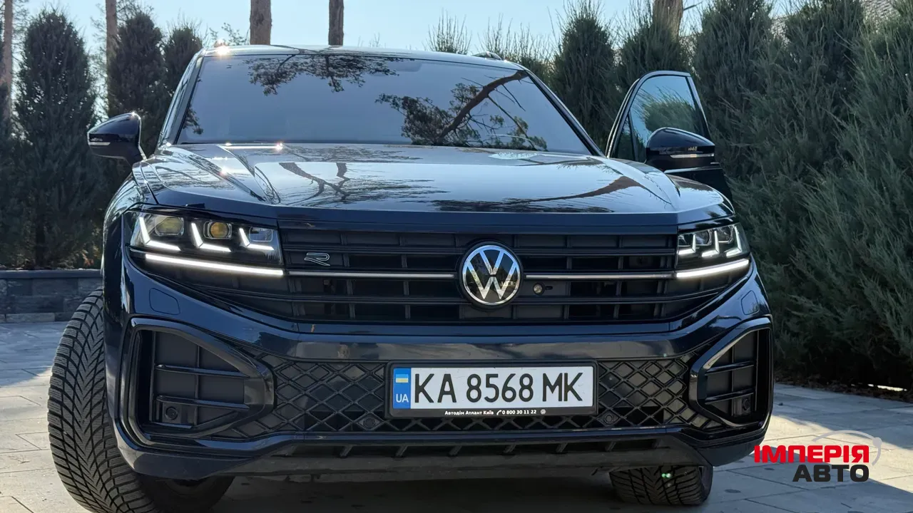 Volkswagen Touareg - фото 11