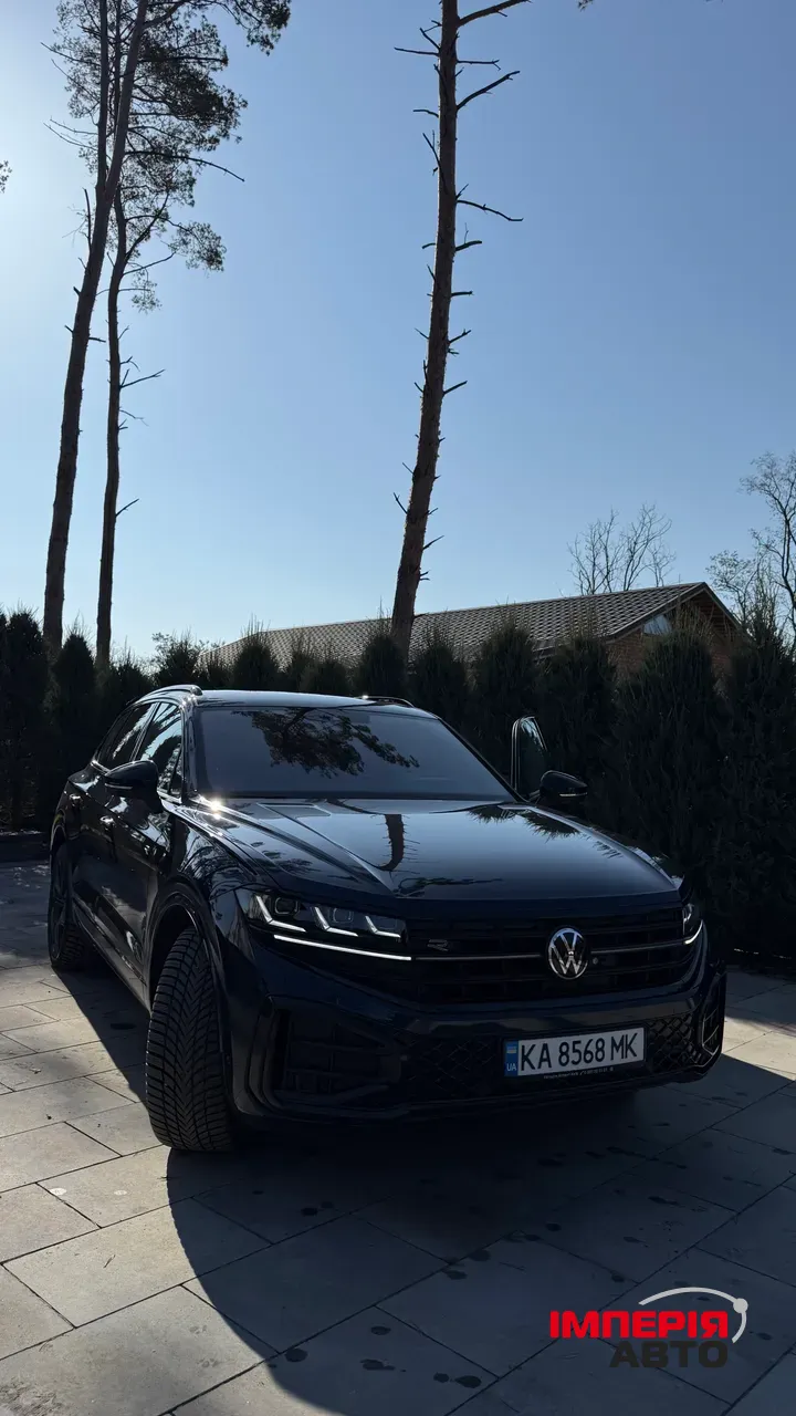 Volkswagen Touareg - фото 14