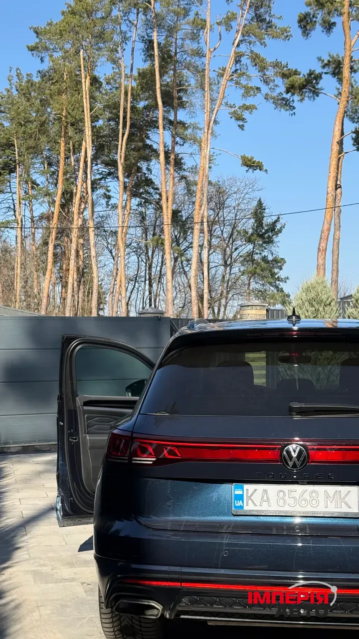 Volkswagen Touareg - фото 18