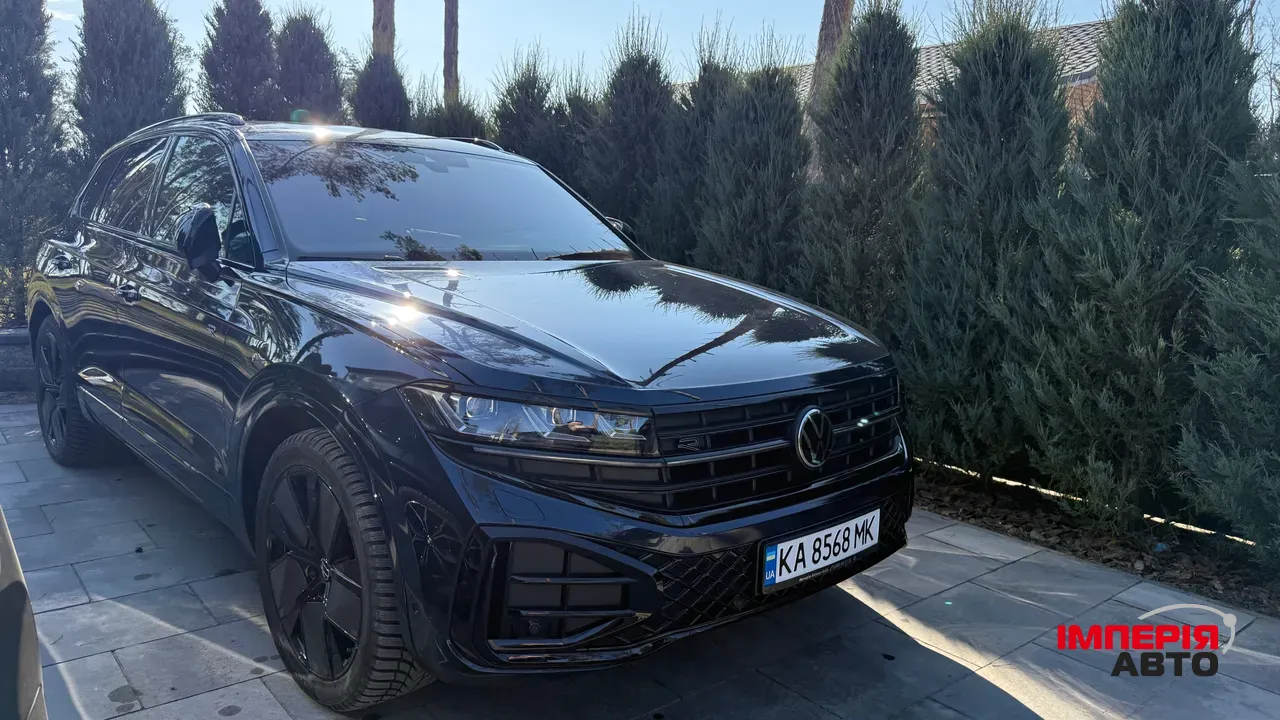 Volkswagen Touareg - фото 3