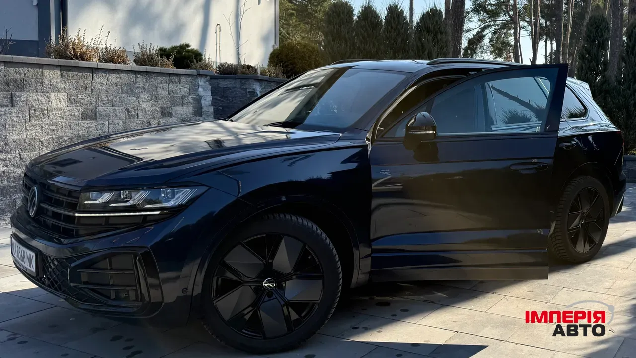 Volkswagen Touareg - фото 12