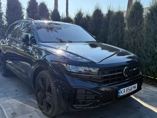 Volkswagen Touareg - фото 3