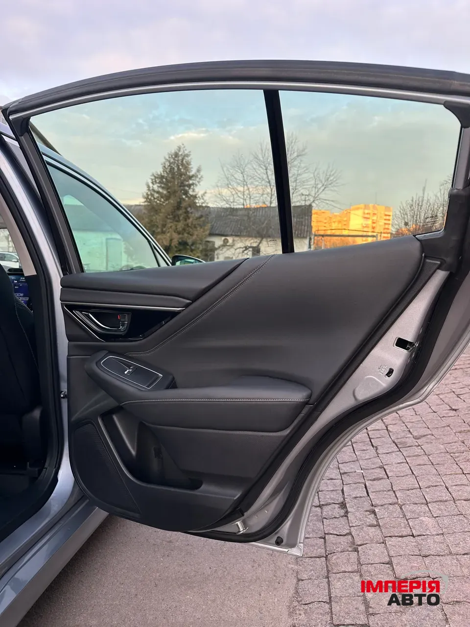 Subaru Legacy - фото 7