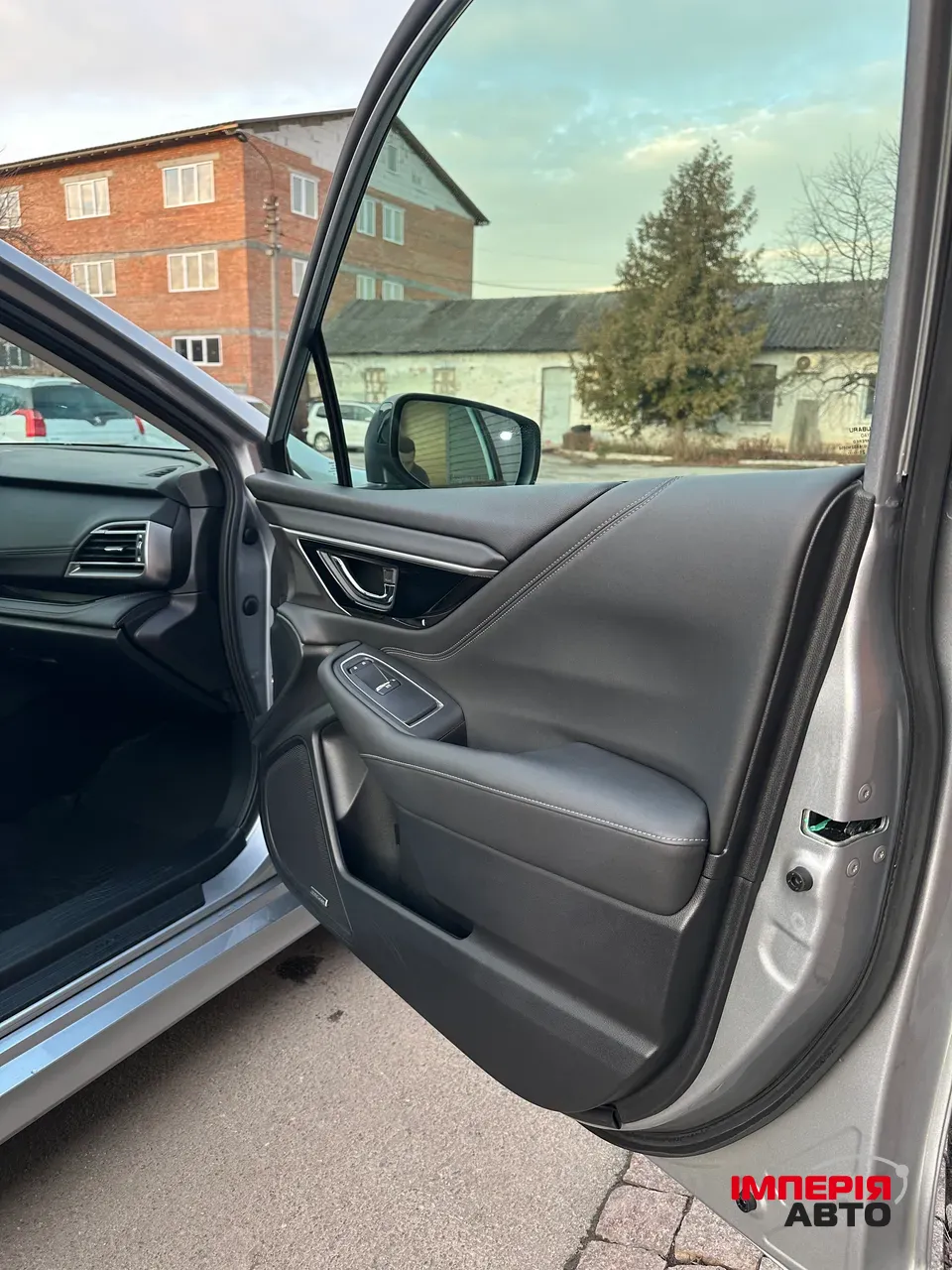 Subaru Legacy - фото 9