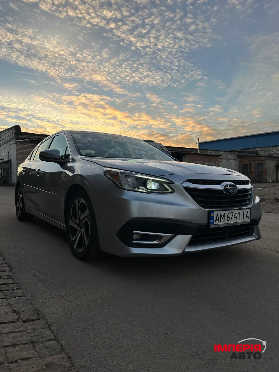 Subaru Legacy - фото 1