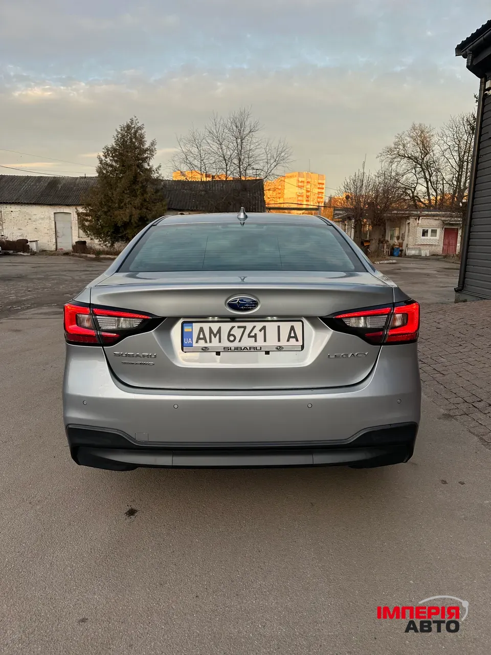 Subaru Legacy - фото 11