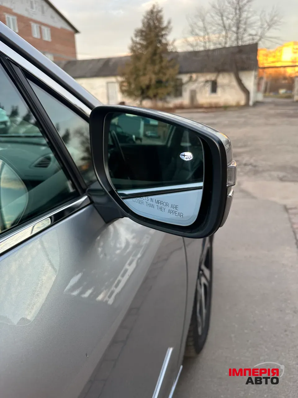 Subaru Legacy - фото 6