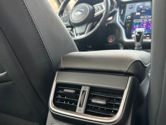 Subaru Legacy - фото 3