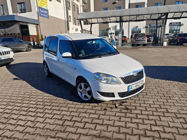 Skoda Roomster - фото 1