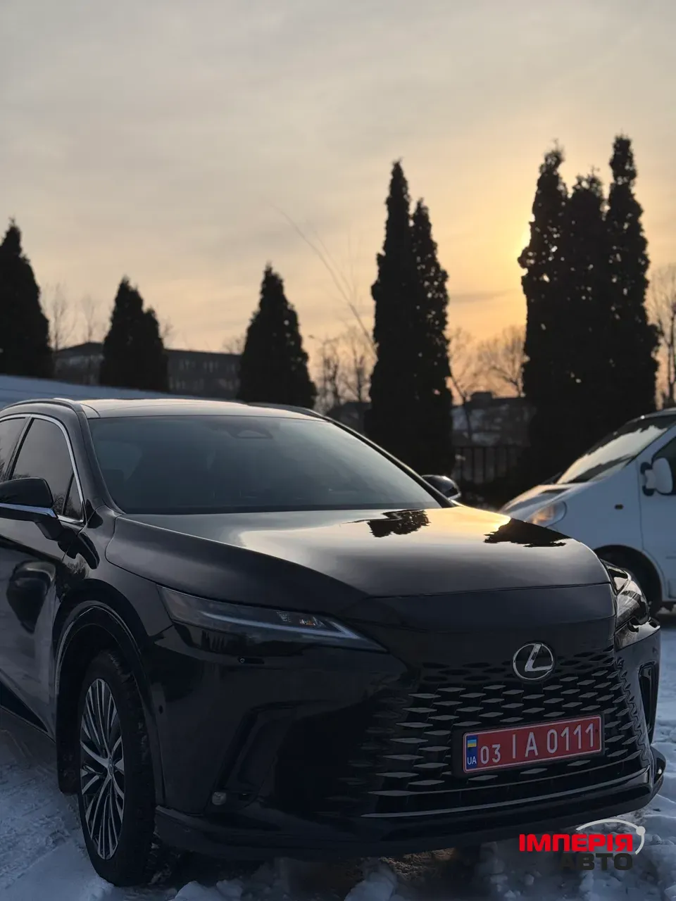 Lexus RX - фото 1